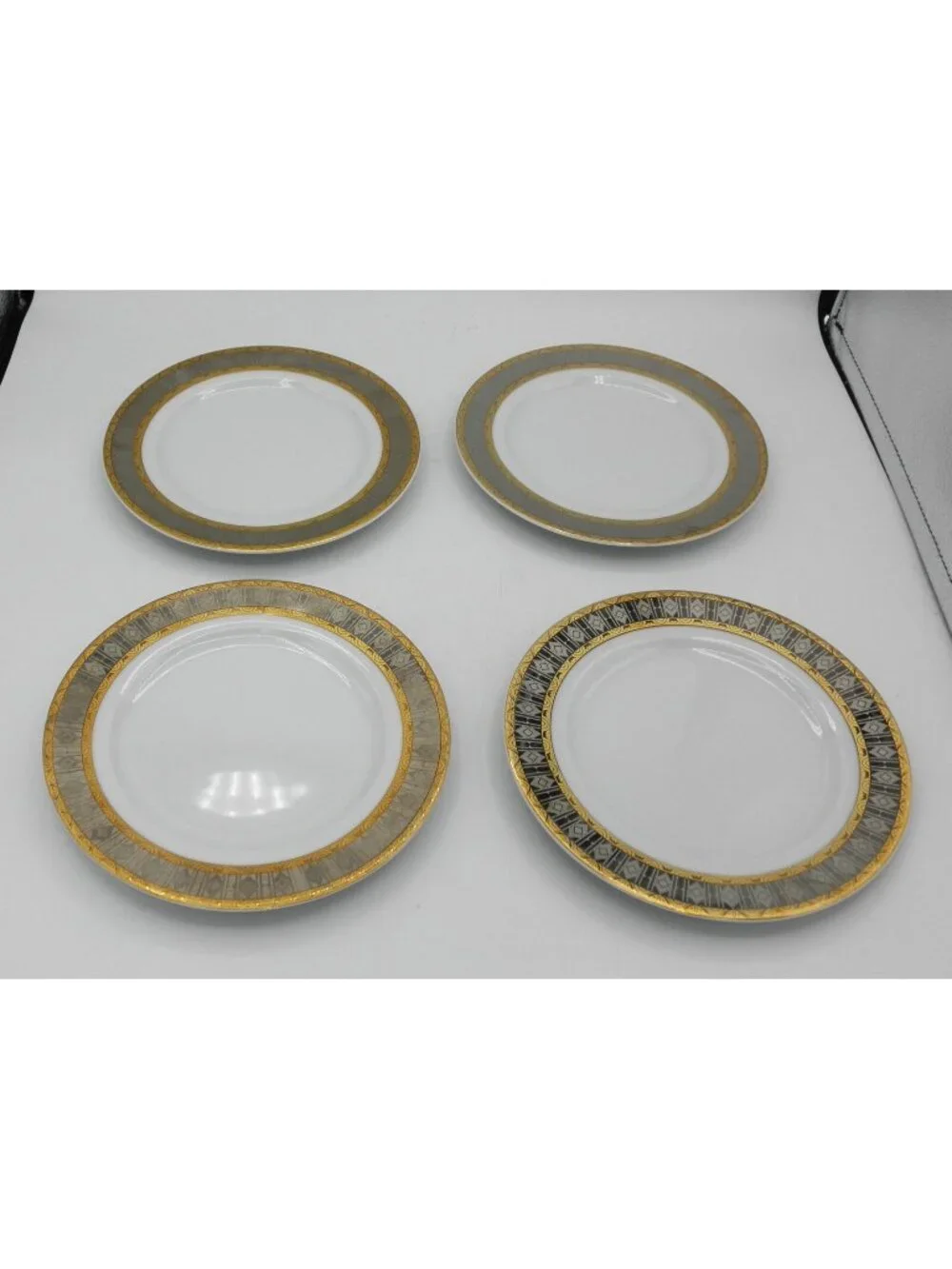 Platinum with Gold By Thun Baum Brothers 7-1/2 Inch Salad Plate Set of 4